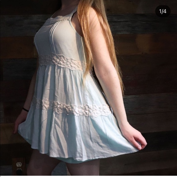 Dress - Picture 2 of 3